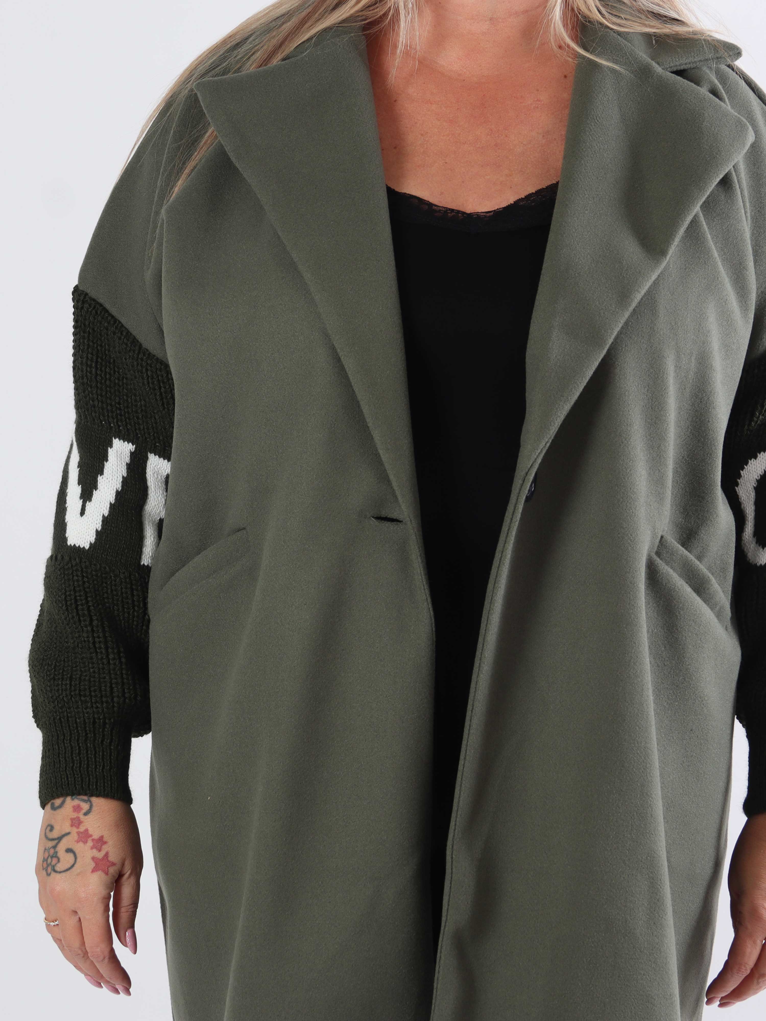 Debbie Short - Plus size-jacka med stickade ärmar